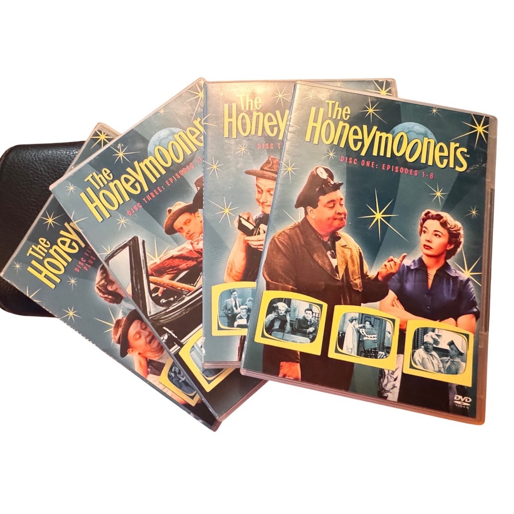 CBS DVD The Honeymooners TV Series Set‎ MISSING DISK 4
